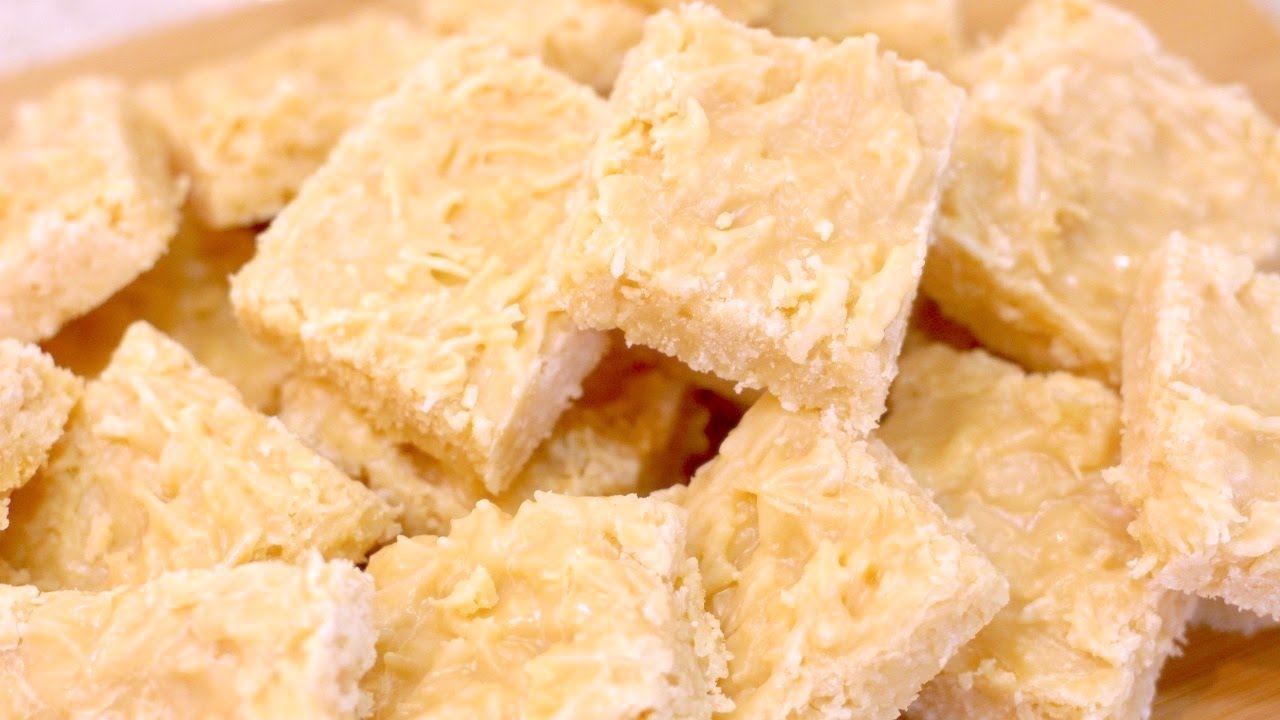 COCADA RAPIDÍSSIMA DE FAZER!! SABOR INCRÍVEL!! 3 INGREDIENTES - SUPER FÁCIL - Isamara Amâncio