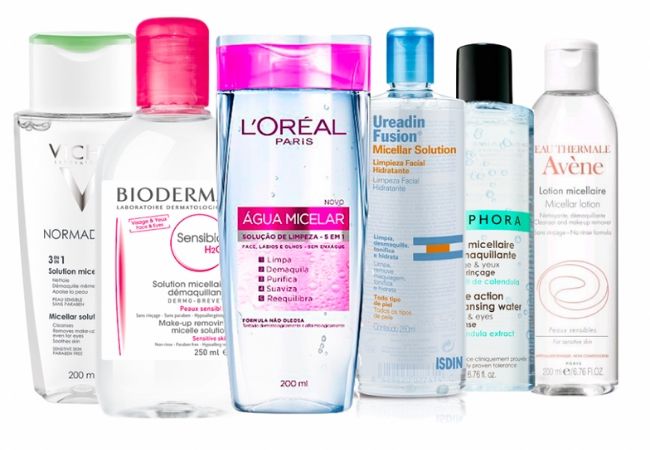 aplicar água micelar demaquilante