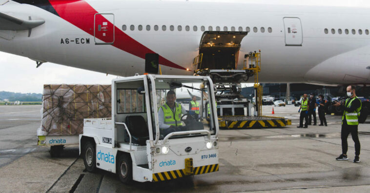 500 mil kits de teste rápido chegam ao Brasil