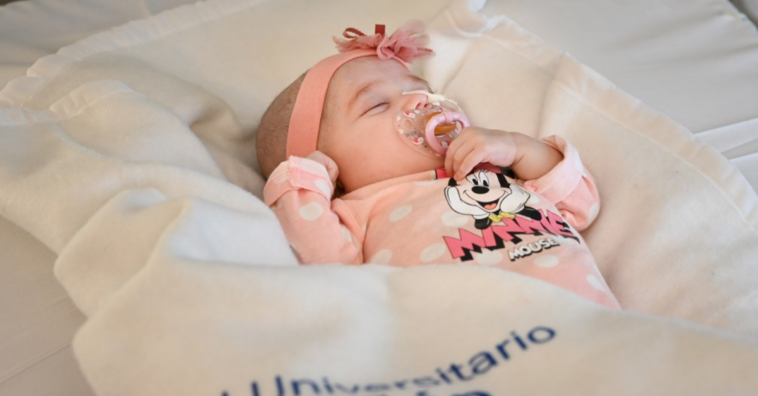 Bebê faz transplante de coração inédito