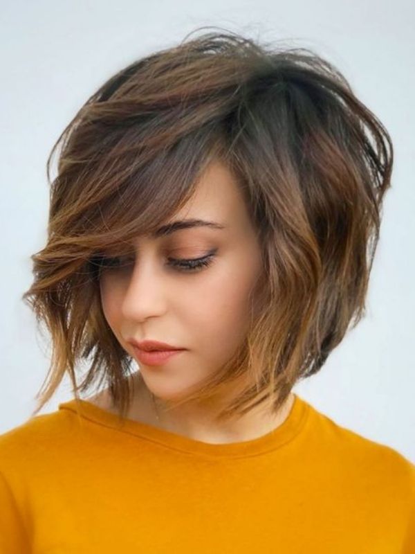 cabelos com luzes curtos