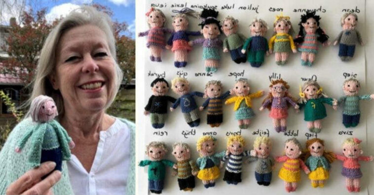 Com saudade dos alunos, professora tricota bonecos de cada um