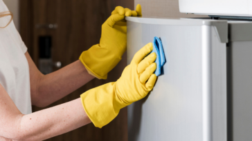 Como desamassar geladeira