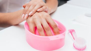 Como diminuir a cutícula para deixar de tirar