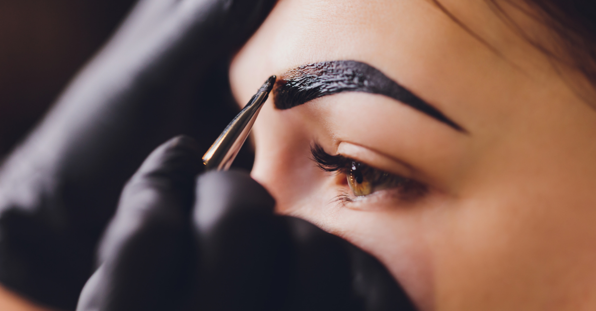 Como fazer a henna durar mais nas sobrancelhas e no cabelo