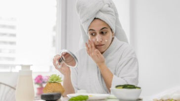 Como fazer um creme anti-idade caseiro em 6 passos