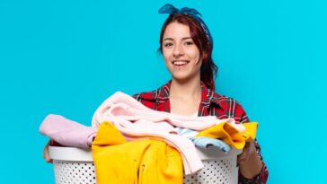 Como tirar mancha de roupa colorida