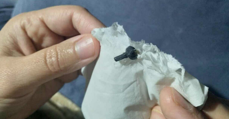 Criança assoa o nariz e expele peça de Lego presa há 2 anos