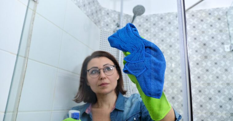 Cuidados com o box do banheiro para evitar acidentes