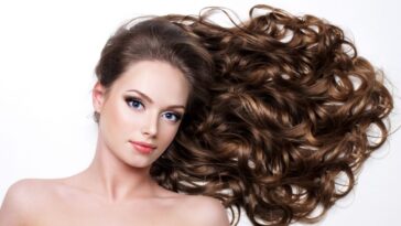 Desmaia-cabelo natural com tapioca para reduzir o volume