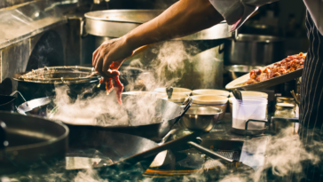 Dicas para não sujar muito o chão ao fazer fritura