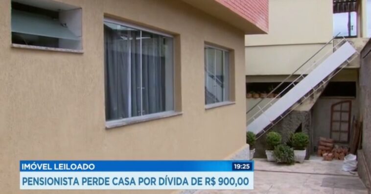 Dívida de R$ 900 faz idosa perder casa própria de R$ 700 mil