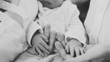 É possível trocar os padrinhos de batismo