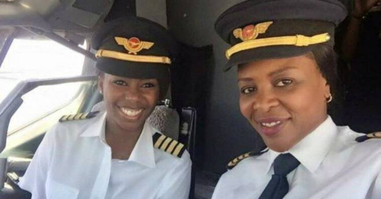 Elas se tornaram a primeira dupla de mulheres negras a pilotar um Boeing 737