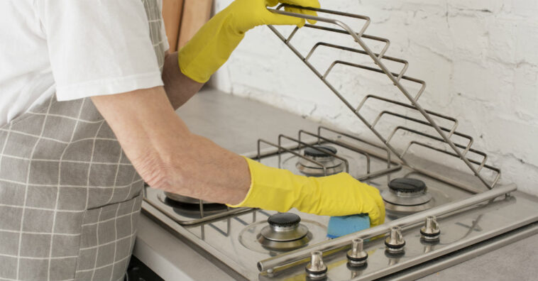 Erros comuns na hora de limpar a cozinha