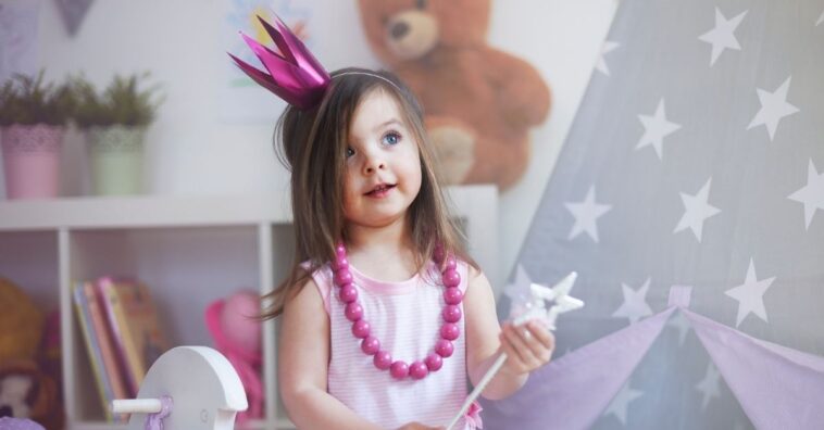 Faz mal mentir sobre fantasias para as crianças