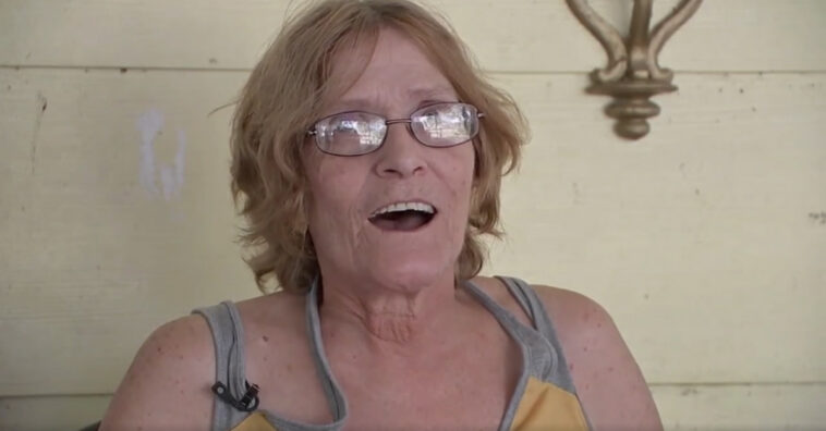 Idosa se perde e passa 10 dias em floresta comendo sapos e pequenos peixes