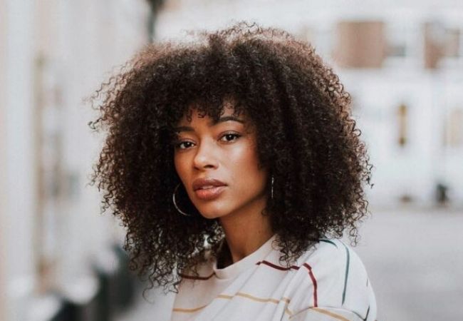 long bob com franja crespo