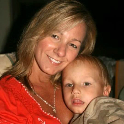 Mãe compatível é assassinada a tiros