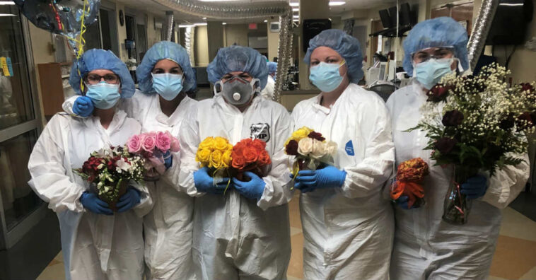 Marido envia flores todos os dias para esposa internada com covid