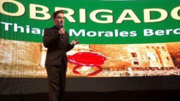 Menino guarda moedas, compra Fusca aos 10 anos