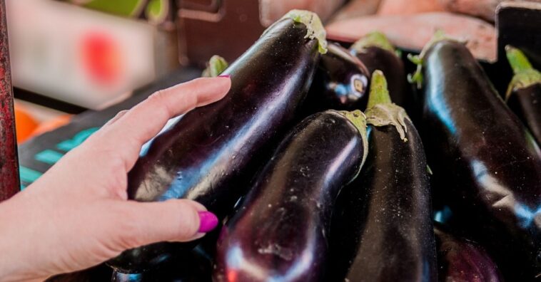 Mitos e verdades sobre a berinjela