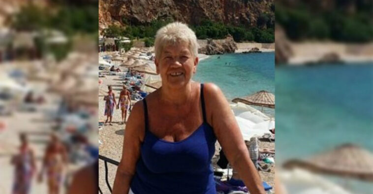 Mulher morre após levar arranhão de seu cachorro