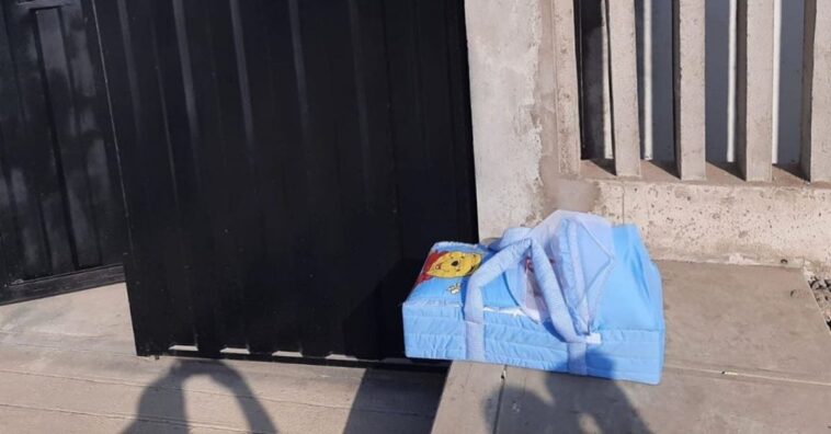 Padre defende mãe que abandonou bebê na porta do abrigo