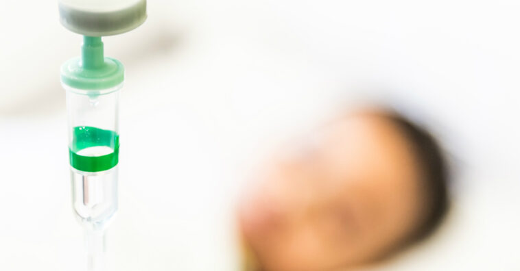 Pais negam quimioterapia ao filho e perdem guarda da criança