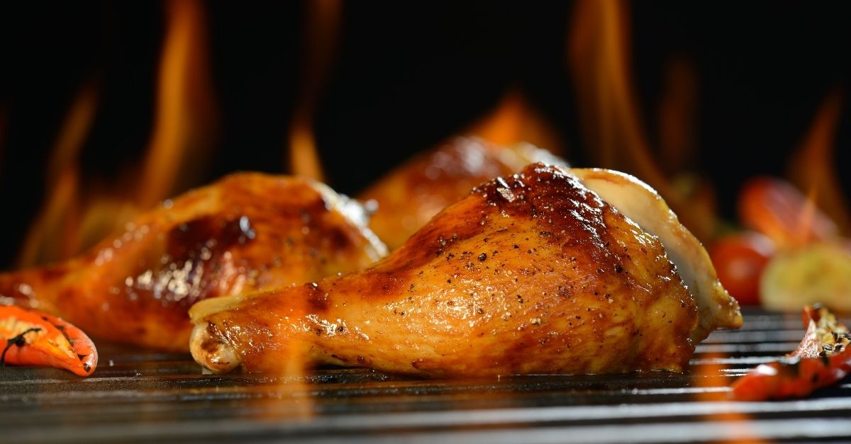 Sobrecoxa na brasa com dry rub