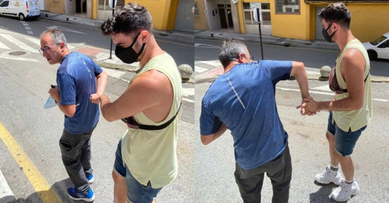 Sogro segura na mão de genro que tem medo de andar na rua junto com namorado