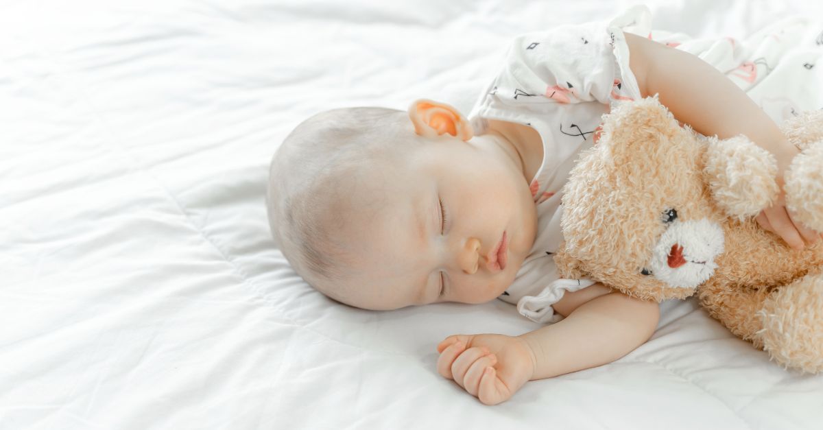 Sono do bebê quantas horas um bebê precisa dormir?