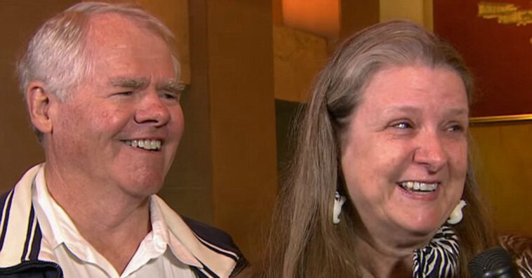 Transformação da esposa em programa de TV leva marido a lágrimas