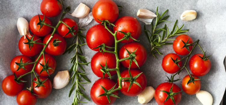 alimentos bons para a pele tomate