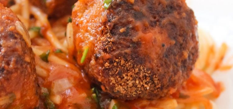 almôndegas vegetarianas de berinjela