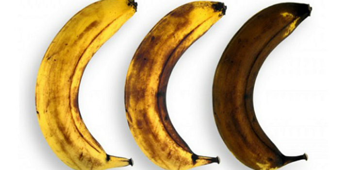 amadurecer bananas escuras