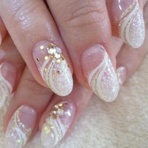 noiva modelo amendoada linhas curvas