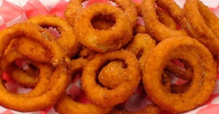 anéis e cebola com queijo