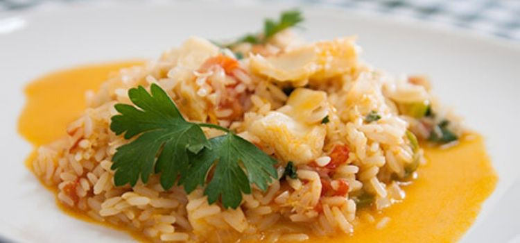 receita de arroz com bacalhau e tomate
