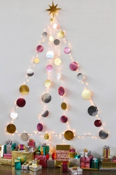 modelo arvore de natal decorada de luzes