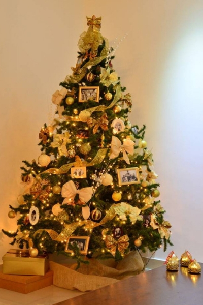 modelo arvore de natal decorada retratos