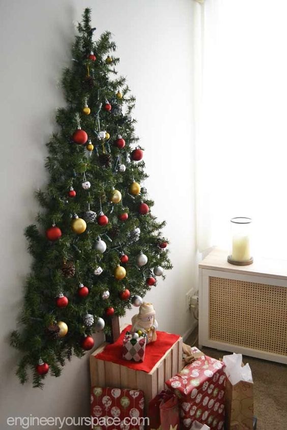 20 Modelos de árvore de Natal de parede para inspirar