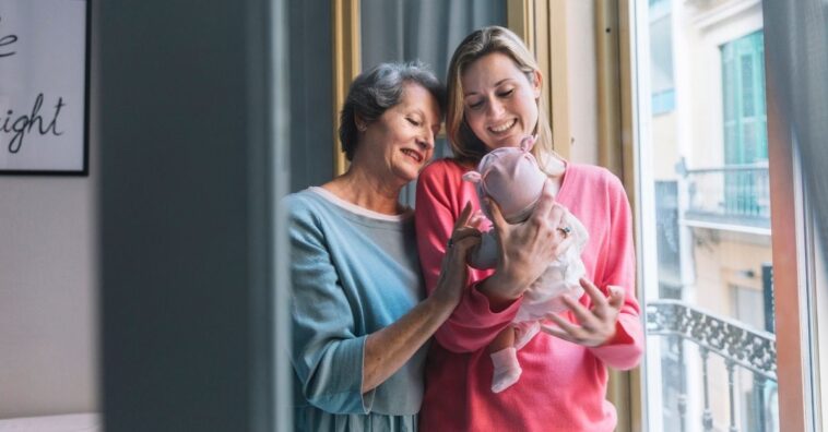 avó pediu para amamentar o neto