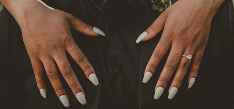 benefícios óleo de linhaça unhas