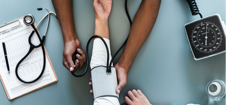 benefícios do dente-de-leão pressão