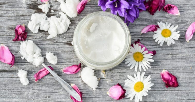 benefícios do óleo de coco para a saúde