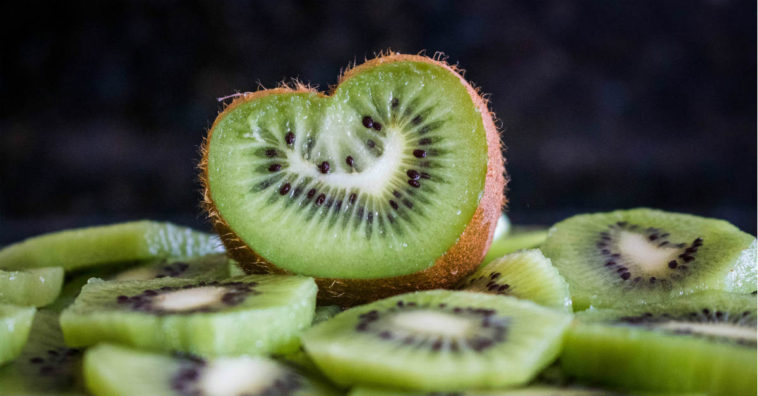 benefícios do kiwi