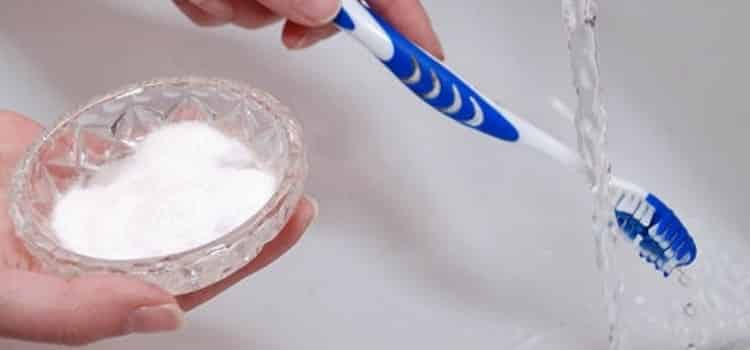 bicarbonato para escovar dentes