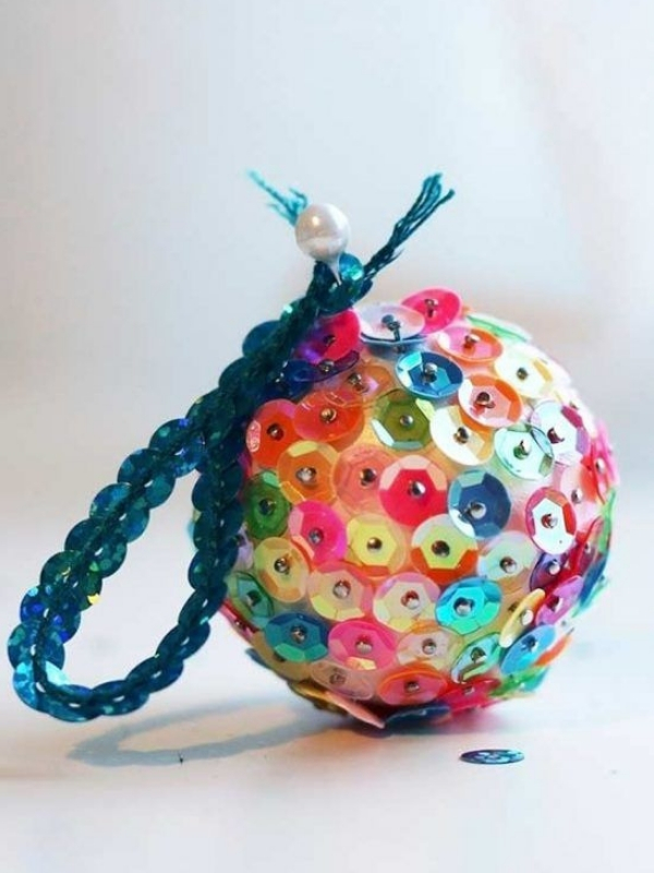 modelo bolas de natal decoradas lantejoula
