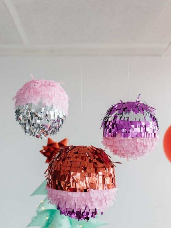 modelo bolas de natal decoradas papel tiras
